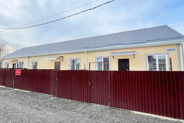 2-к квартира, 79 м², 1/1 эт.