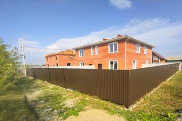 2-к квартира, 72 м², 2/2 эт.