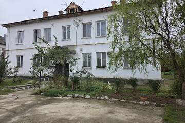 2-к квартира, 45 м², 2/2 эт.