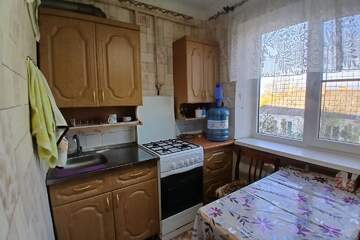 2-к квартира, 42 м², 2/2 эт.