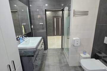 Дом, 180 м², 1 эт.