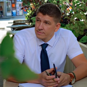 Попов Роман